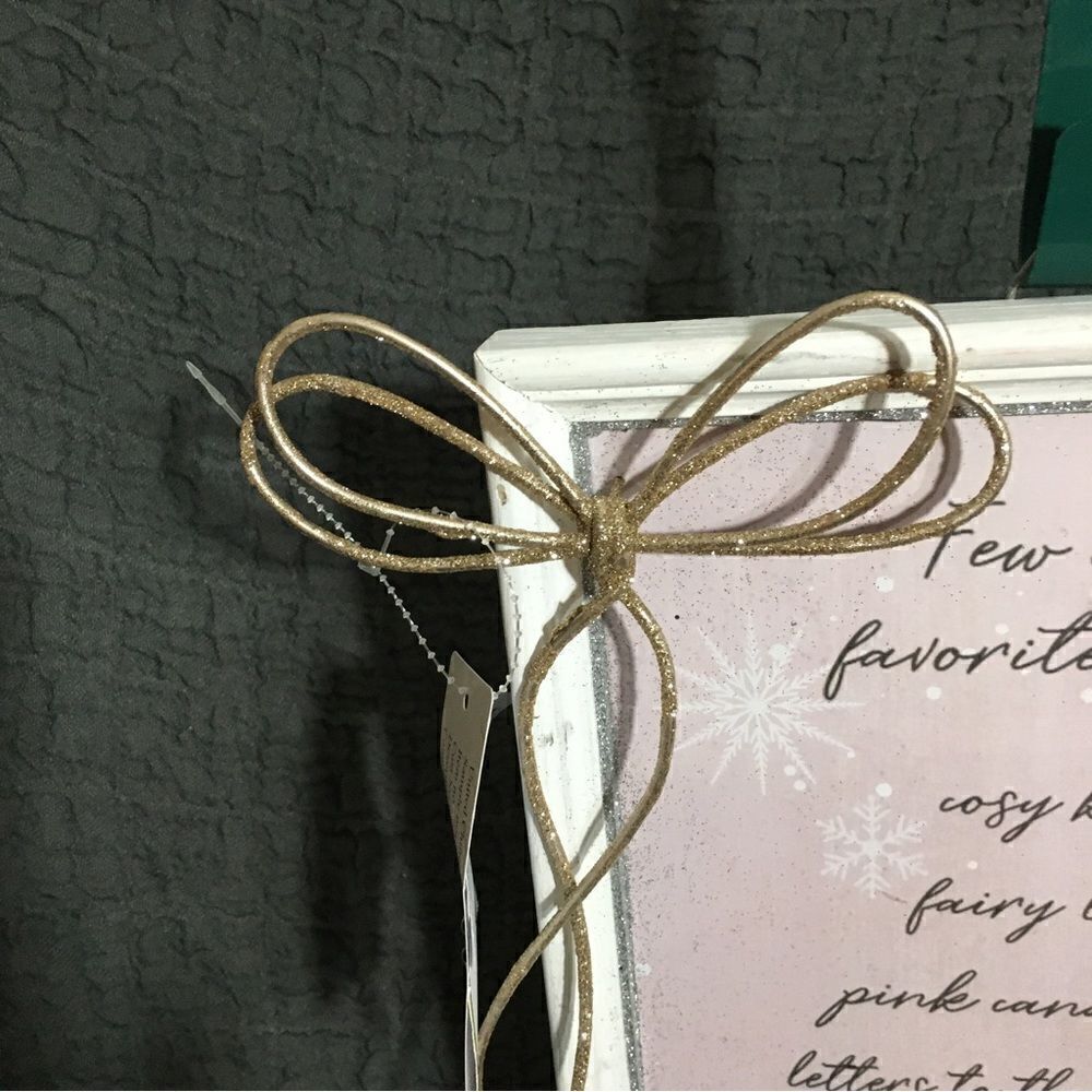 "Favorite Things" List Christmas Wall Decor - Picture 3 of 8